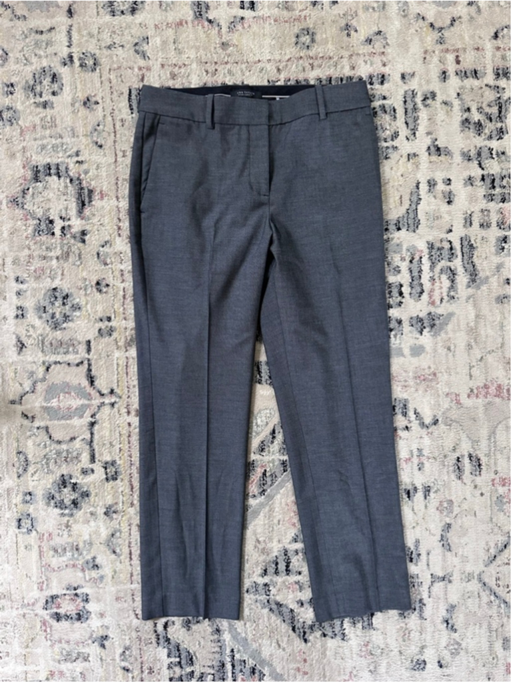 Women's Ann Taylor Petite-Curvy Fit Gray Trousers 6P
